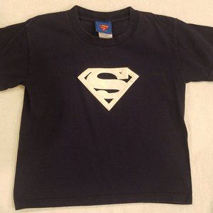 Superman Logo Glow in Dark T-Shirt - Boys Size 6/7